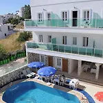 酒店 New Bodrum 居姆贝特