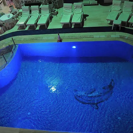 New Bodrum 3* غومْبيت